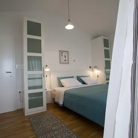 Apartment Roses Stobrec Split