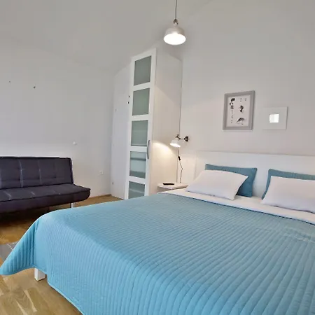 Roses Stobrec Apartment Split