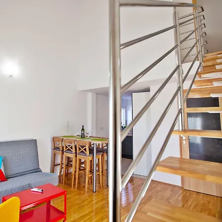 Apartment Roses Stobrec *