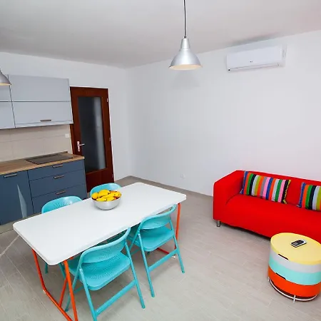 Apartment Roses Stobrec Split