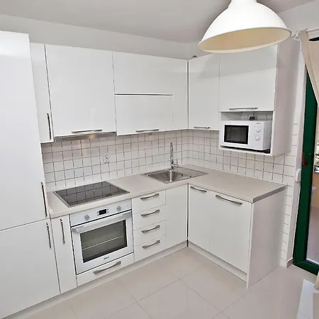 Apartment Roses Stobrec Split
